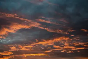 Red Clouds Germany Drucke: Sunset with red illuminated clouds, Germany