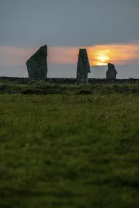 Bilder Datiert 29. August 2024: Sunset print ring brodgar stone circle