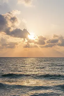No People Sunset Scene Drucke: Sunset over the sea, clouds with sunrays