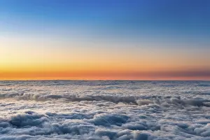 Backlit Mountain Landscape Drucke: Sunset, sunset glow over of clouds
