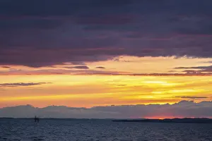 Thunderstorm Sunset Drucke: Sunset with thunderstorm atmosphere