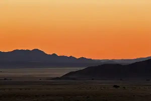 Namibia Evening Atmosphere Drucke: Sunset over the Tiras Mountains