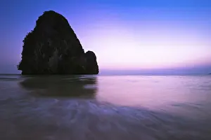 Tropical Beach Landscape Drucke: Sunset at tropical beach landscape
