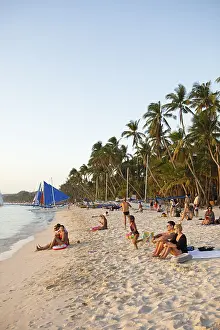 Evening Sun In Southeast Asia Drucke: Sunset watching at Angol Beach