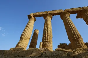 Valley Of The Temples Agrigento Drucke: Super wide angle shot, columns