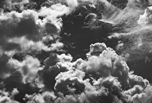 Thunderstorm Weather Forecast Drucke: SW image, dramatic cloudscape with (cumulus) clouds