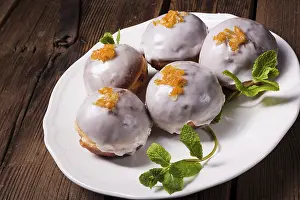 Vintage Baked Goods Drucke: Sweet doughnuts