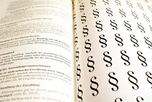 Symbolic Law Image Drucke: Symbol for statute book