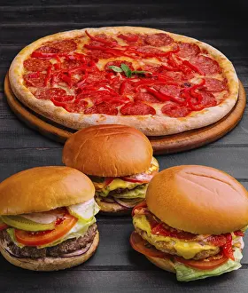 Fast Food Image Drucke: Table or delivery foods scene of assorted take out