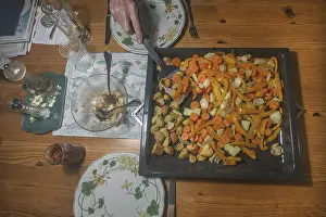 Southern Germany Cuisine Drucke: Table setting with cooked vegetables on a baking tray