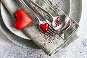 Symbolic Holiday Image Drucke: Table setting for holiday dinner in St