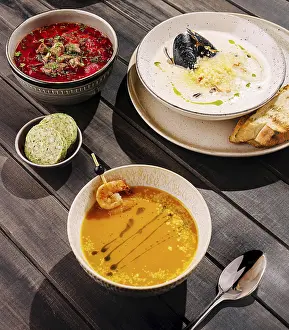 Colorful Meal Drucke: A table showcases an array of vibrant seafood dishes