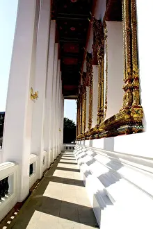 Empty Temple Complexes Drucke: Temples in Bangkok