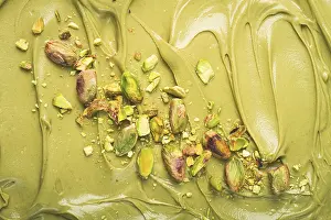 Healthy Eating Ingredients Drucke: The texture of pistachio paste