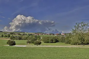 Alpine Foothills Scenery Drucke: Threatening thundercloud over a sunny