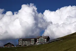 Grindelwald Switzerland Drucke: Thunderclouds above the little Scheidegg