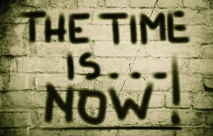 Symbolic Flight Image Drucke: The Time Is Now Concept