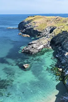 Uninhabited Shorelines UK Drucke: Tintagel Haven and Cliffs, North Cornwall