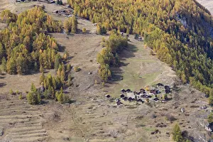 Central Europe Mountain Villages Drucke: Tiny little town on the mountain