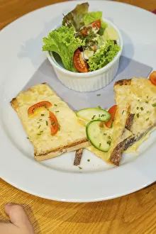 Southern Germany Baked Goods Drucke: Toasted bread with melted cheese