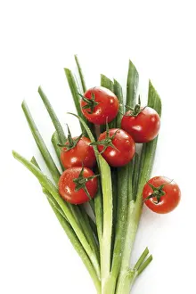 Vitamin Rich Vegetables Drucke: Tomatoes and spring onions