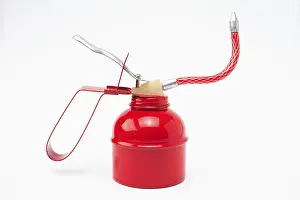 Multicolored Background Graphic Drucke: Tool, red oil can