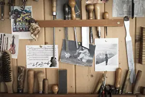 Central European Craftsmanship Drucke: Tools, master violin maker Rainer W