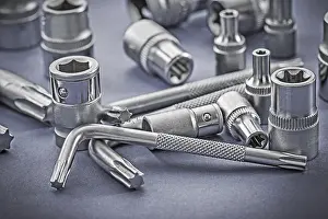 Power Supply Equipment Drucke: Torx and hexkeys on gray background