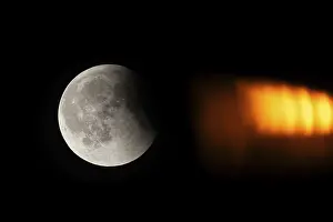 Lunar Eclipse Photography Drucke: After a total lunar eclipse