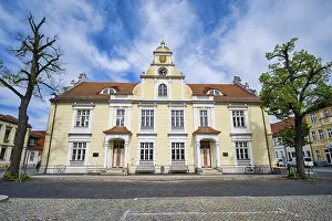Abandoned European Buildings Drucke: Town Hall Furstenberg Oder
