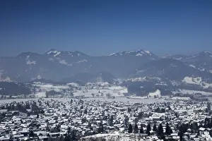 High Mountain Range Landscape Photography Drucke: Townscape in winter, Oberstdorf