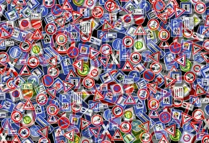 Collage Drucke: Verkehr und Ordnungsthema zeigt eine Collage mit vielen verschiedenen deutschen Verkehrszeichen aufeinander