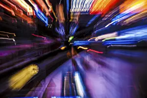 Transportation Hub Drucke: Travelling train