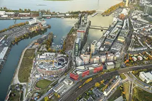 Contemporary Architecture In Europe Drucke: Trivago headquarters under construction