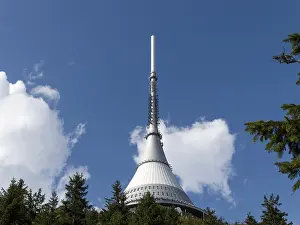 Drucke von Fernsehturm und Hotel Jestěd, Jeschken, Liberec, Tschechische Republik Liberec Drucke: Fernsehturm und Hotel Jestěd