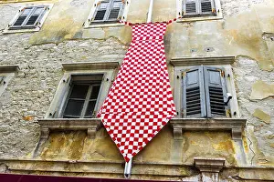 Eastern European Streets Drucke: Typical istrian architecture: walls