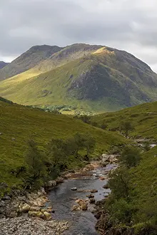 Northern Europe Countryside Drucke: Typical landscape, River Etive
