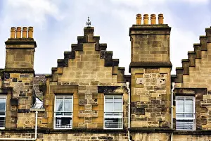 British Cityscape Photography Drucke: Typical stepped gable with chimneys
