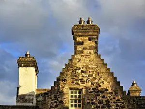 Uninhabited Old Town Buildings Drucke: Typical stepped gable with chimneys