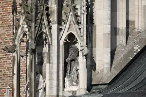 Ulm Minster Statues Drucke: Ulm Minster, statues and mythical creatures