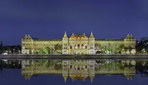 University Building Architecture Drucke: University with reflection in the Danube
