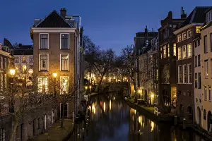 Dutch Canal Scene Drucke: Utrecht at night, Lichte Gaard
