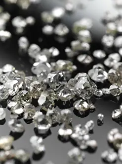 Precious Gemstones Drucke: Many valuable diamonds, some rough