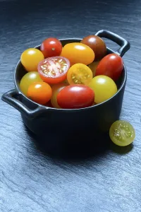 Deserted Fruit Photography Drucke: Various cherry tomatoes in pots, cherry tomato