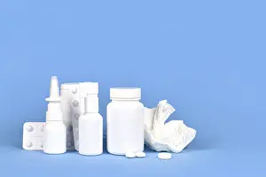 Healthcare Products Drucke: Various medication for cold and flue