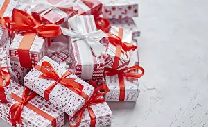 Flat Lay Photography Drucke: Various pattern and size Christmas boxes placed on white background