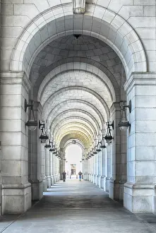Urban Cityscape Photography Drucke: Vaulted ceiling at Washington DC train station