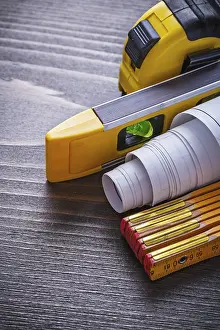Real Estate Construction Plan Drucke: Vertical version of tape-measure blueprints construction level