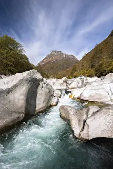 Mountain River Landscape Drucke: Verzasca mountain river, rock structures