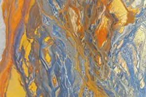 Abstract Art Drucke: A vibrant abstract image showcasing dynamic swirling patterns in blue